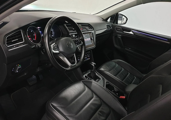 Volkswagen Tiguan cena 134999 przebieg: 141000, rok produkcji 2021 z Głuszyca małe 781